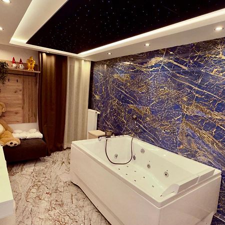 Appartement Neuf Haut Standing - Jacuzzi A Strasbourg Schiltigheim Esterno foto